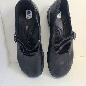 Michel M Buckler Leather Slip on Shoes Size 9 M Black Mary Jane's Buckle Strap